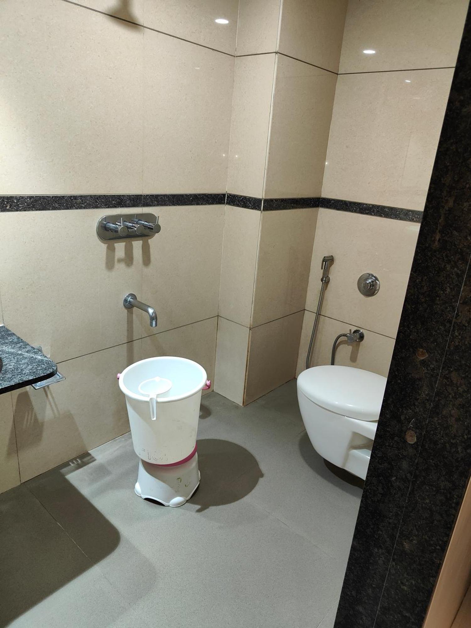 Hotel Sahyog & Rooms Surat Esterno foto
